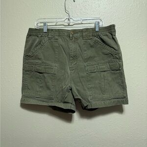 Cabela's Forest Green Cargo Shorts for Men